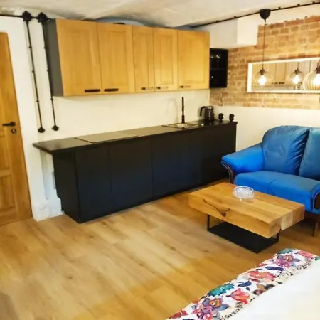 Klimatyczne 3b Z Parkingiem Apartment