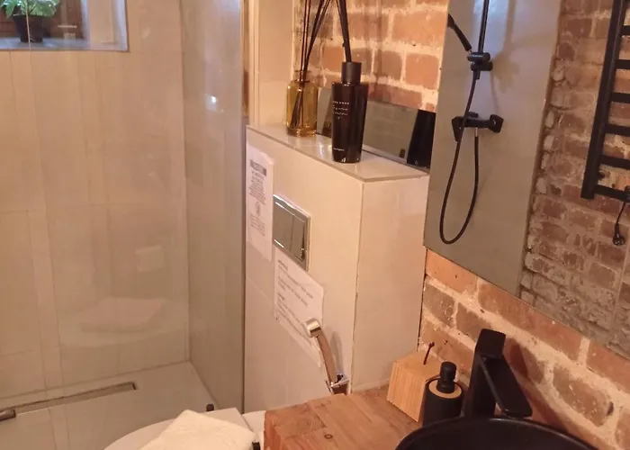 Klimatyczne 3b Z Parkingiem Κατοβίτσε